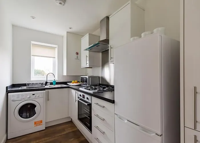 Tm - Rana Court 1 Bedroom Apartment With Balcony