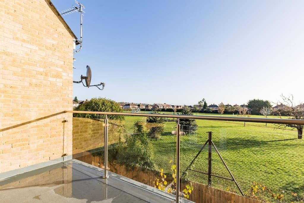 Tm - Rana Court 1 Bedroom With Balcony Apartament Oxford